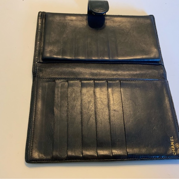 💯% Authentic CHANEL CC Black Caviar Wallet✨ - Picture 5 of 15
